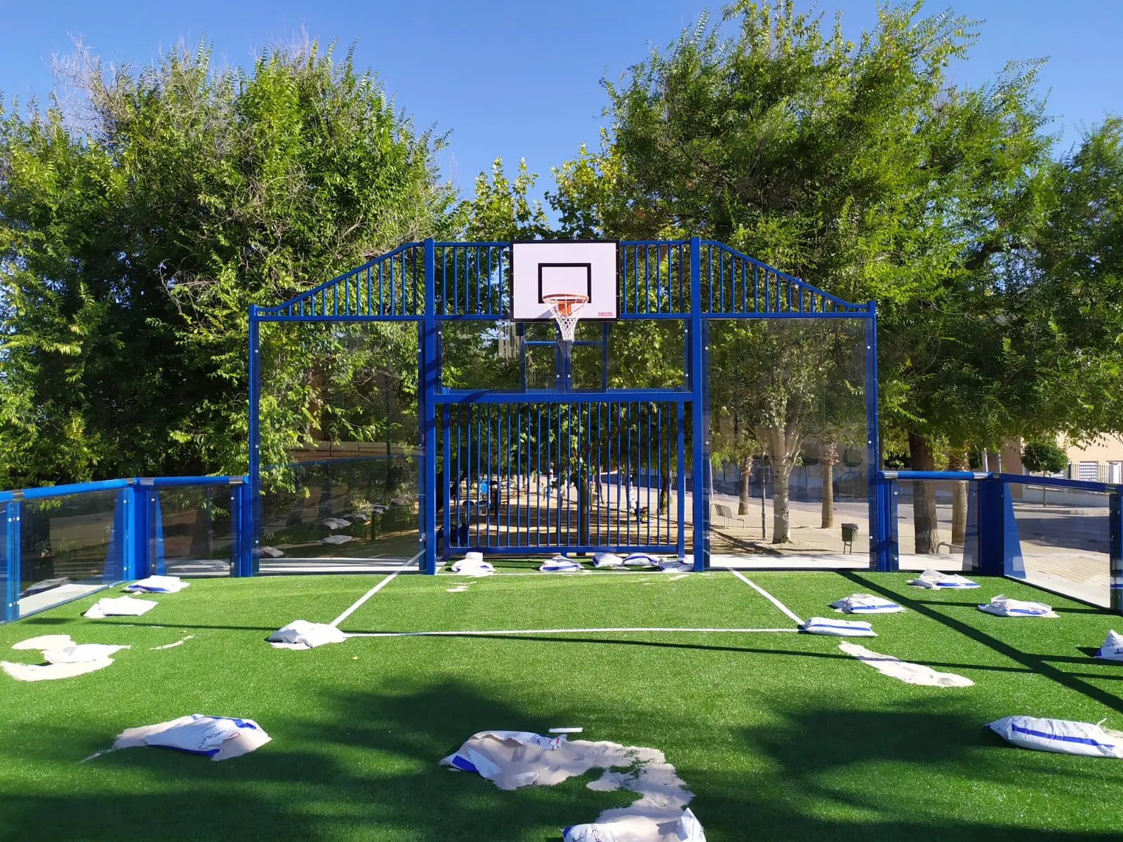 Terrain multisports InduSport : notre solution tout-en-un